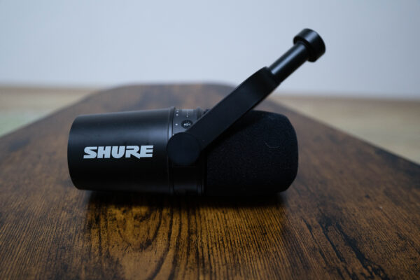 Shure MV7 Mikrofon mieten in Dresden
